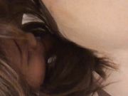 呻吟声听了让人心痒痒想使劲撞她的骚女被抓着头发爆操肥臀说不行了还叫爸爸口活非常赞对白淫荡