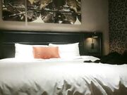 本人和照片一样美的顶级外围黑丝美腿性感爆表