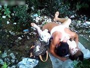 小树林垃圾山野战中年兼职熟女民工小伙操野鸡不戴套玩啊