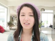 青少年喜欢大公鸡 黛西的第一个大公鸡