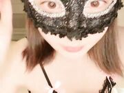 小恶魔来了手指摸豆豆掏淫穴呻吟流水