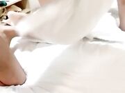 小少妇约操小哥玩弄淫穴干的热火朝天喷水