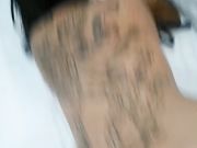 坐台美女和客户还在操着逼就已经联系好下一单活了