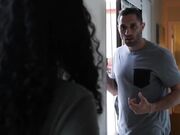 饱满女孩浴缸里含情脉脉洗澡迷人丰乳和型男爱抚接吻深喉上位疯狂抽插