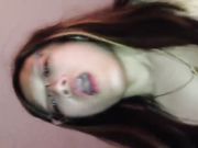 戴眼镜的骚女口交后被大屌操