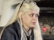 维多利亚 多尔切金发乌克兰熟女因粗暴肛交而张开大嘴