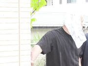 与阴女女孩同住一室 一个简单的爱情酒店清洁工女孩2