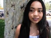 真正的青少年 丰满的卢纳米尔斯首次进行色情选角