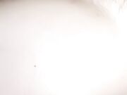 带新人妹妹下海 两男两女一起玩 扒下内裤跳蛋震穴 舔妹妹骚逼