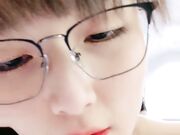 高颜值清纯欲女约啪大哥 全程露脸舔鸡巴的时候都要看着镜头