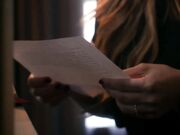 顺从的天使被她的主人束缚和支配