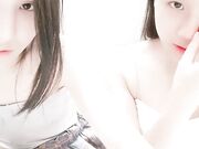 超清纯颜值姐妹花双女大尺度秀 大白美腿极品肥穴 翘起双腿揉阴蒂互相舔逼