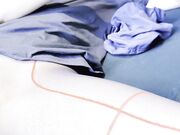 按在沙发上猛烈中出的长腿嫩模