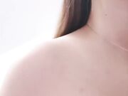 露脸长发卖力口小鸡鸡 吮吸慢慢口硬 无套啪啪后入裹着被子操逼内射