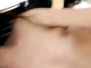 超粉嫩极品无毛美穴腿腿今天炮友回来了 大黑牛自慰再啪啪