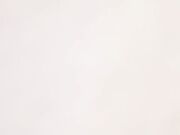 性瘾大的瑞雯露脸直播自己玩就是不如被干爽 先把小哥哥的鸡巴舔起来然后直接插入