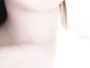 性瘾大的瑞雯露脸直播自己玩就是不如被干爽 先把小哥哥的鸡巴舔起来然后直接插入