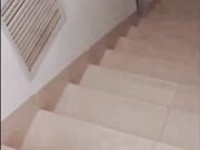 美女待老公睡着隔壁情夫老婆睡着相约来到楼道里偷情干一会又到车里玩车震