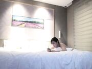 颜值不错黑衣妹子继续 深喉口交舔弄高潮口爆