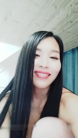 欲女范气质美少妇趁老公不在偷偷到女闺蜜家体验她情人的大屌