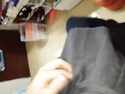 从生活 到做爱全过程 小女友吃着汉堡也不放过我 喊着要大爷鸡巴操