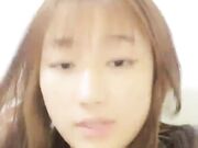 高颜值苗条身材萌妹还在睡觉被炮友啪啪 上位骑乘猛操高潮内射逼逼无毛非常诱人