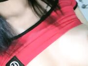 骚女好迷人深夜勾引保安啪啪 到楼道撩起衣服口交站立后入抽插