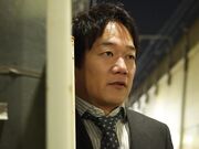 我让我妻子在街角站了一个小时 站立 1