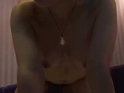 颜值高的大学小情侣在酒店做爱自拍 国语对白 女生全身都湿了