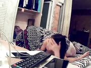 第一次操的良家 女的不愿意做被压在电视前 强行扒衣挑逗