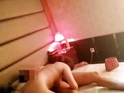 单位同事介绍个在某小区幼儿园当幼教的老师欠了不少网贷出来兼职卖逼