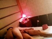 单位同事介绍个在某小区幼儿园当幼教的老师欠了不少网贷出来兼职卖逼