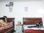 约草如狼似虎的纹身少妇 口交大鸡巴主动上位 让大哥抱起来抽插无套蹂躏呻吟