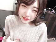 特别爱笑 甜甜的 很招人喜欢，初恋般的感觉，很敏感 玩弄一会就颤抖，干一会气喘吁吁