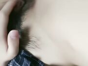 19岁极品尤物学生妹，黑框眼镜非常清纯，吸吮手指骚起来，肉感身材，顶级大肥臀_00_01_01_00_16_2