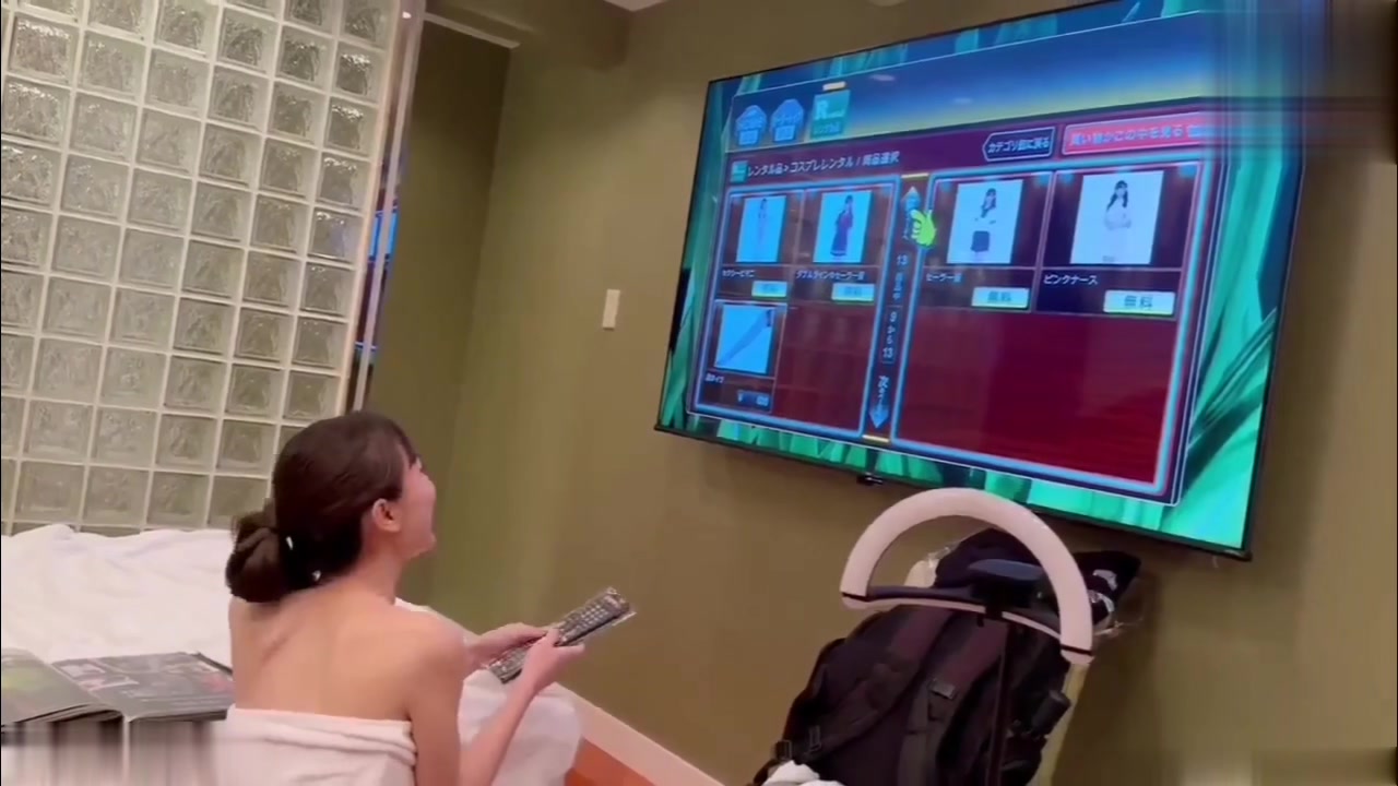 MOMO暗黑番外篇【小姐_这是我的名片】关灯做爱比较刺激_00_00_00_00_37_51