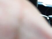 高颜值长相清纯妹子户外车震双人啪啪秀 车内大力勐操娇喘呻吟