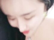 极品高颜值御姐少妇跟大哥激情啪啪 黑丝情趣诱惑卖力的舔弄大鸡巴伺候小哥