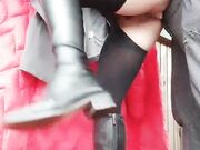 渣女来袭户外勾搭农民工大哥激情啪啪 漏奶漏逼大风衣 口交大鸡巴让大哥草了骚逼