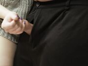 女友摸着摸着就把我的牛摸到了