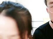 眼镜萌妹子 振动棒自慰再和炮友啪啪 翘屁股道具玩弄后入大力猛操呻吟娇喘