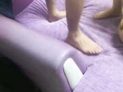 一群男女吃喝后 直接开始群p 场面十分淫荡混乱