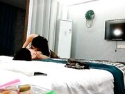 难得极品女技师，爆乳美腿黑丝，被大哥操得惨叫