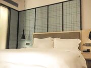 高颜值性感妹子，特写手指扣逼口交站立后入大力猛操