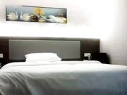 带极品女技师酒店操逼 马尾辫御姐范 乳推舔屌先服务 扶腰后入爆操