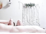 漂亮小姐姐 顶到了好爽 操小骚逼好痒啊好多水 身材丰腴鲍鱼肥嫩