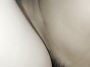 刚刚发育好的小妹妹就是没有毛 来看看这个小逼有多嫩 被我玩的都生气了露脸