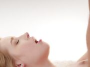 白嫩丰满少女浪漫唯美性爱