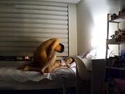 民宅破解摄像头偸拍屁股又圆又肥性感漂亮小媳妇与老公激情造爱撅起屁股等待进入