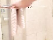 你的共享女优 好姐妹一起来大哥草逼就是有激情 从浴室玩到床上 草嘴要深喉